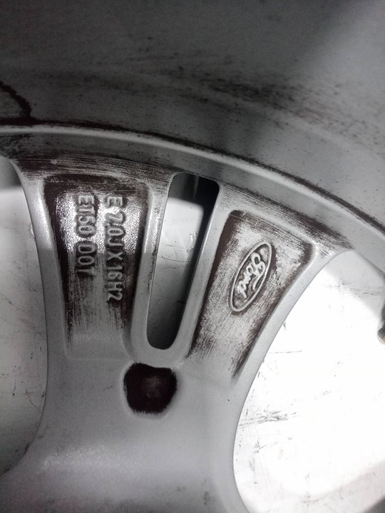 Llanta ford focus lim. (cb8)    |   